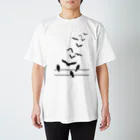 油鳥店の飛んでいく鳥 Regular Fit T-Shirt