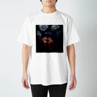 otakutakoのなんかやばそうな人 Regular Fit T-Shirt