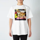 cheluseeの柴犬 Regular Fit T-Shirt