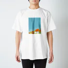 はっちゃんの空とポピー Regular Fit T-Shirt