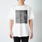 渦アートショップのミニマルマルチクリアケース Regular Fit T-Shirt