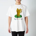 hey ho cat goのたたずむチャトラキャット Regular Fit T-Shirt