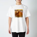 Hitosi tadano のカリーパンとポンデ Regular Fit T-Shirt