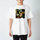 にゃん吉のお店のにゃん吉＆たんぽぽの愉快なBBQ Regular Fit T-Shirt