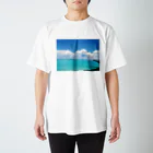 肉屋のコロッケの宮古島の青空グッズ Regular Fit T-Shirt