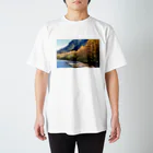 まるみなの上高地　梓川　からまつのある秋の風景 Regular Fit T-Shirt