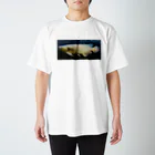 KazFishの過背金龍 Regular Fit T-Shirt