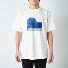 chicodeza by suzuriの青空ピアノ Regular Fit T-Shirt