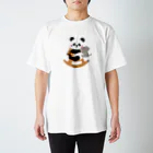 youmei_koumeのパンダとネコちゃん木馬に乗って遊ぼう Regular Fit T-Shirt
