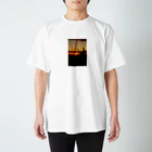 ノリちゃん公式夕陽グッズのノリちゃん撮影夕陽とほたて観音 Regular Fit T-Shirt