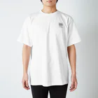 ポポのオフィシャルグッズショップ(SUZURI支店)のモカのワンポイントイラストTシャツ スタンダードTシャツ