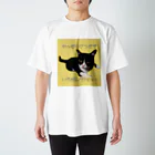 いわたみーと😿現在お昼寝中のやっぱりさつきがいちばんかわいい スタンダードTシャツ