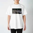 ChanPoのふんばる犬Safari Regular Fit T-Shirt