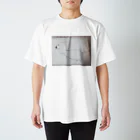 つりびと冨田塾の成瀬画伯いぬ Regular Fit T-Shirt