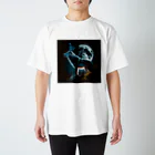 doggoodsの満月の夜に狼が出現！ Regular Fit T-Shirt