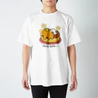 Mintoキャラクターストアのすやすやホットケーキ Regular Fit T-Shirt