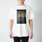 ワモリクラブのシンクロナイズドピジョンズ Regular Fit T-Shirt