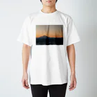 TUTUJIの丘の夕焼け富士山 スタンダードTシャツ