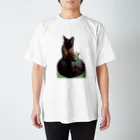 marugeの南瓜の上の猫 スタンダードTシャツ