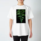 Shuchoの恐竜の葉っぱ Regular Fit T-Shirt