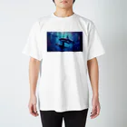 soeluのシャチと深海 Regular Fit T-Shirt