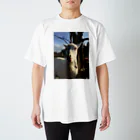 ねっころの舌なめずりヤギ Regular Fit T-Shirt