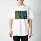 世界美術商店のアイリス / Irises Regular Fit T-Shirt