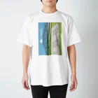 Meguuuの富士山の見えるテニスコートで Regular Fit T-Shirt