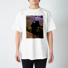 お雑煮屋さん（写真×Tシャツ専門店）のお雑煮_街の風景 Regular Fit T-Shirt