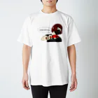 受付係みっちーのお疲れハンドガン Regular Fit T-Shirt