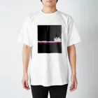 Funny夫のHIDARIASHIDESU (左足です ピンク) Regular Fit T-Shirt