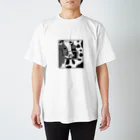 Mono MonoのUSHI  うし　牛 Regular Fit T-Shirt