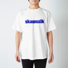 skamuzik a go goのskamuzikアオ スタンダードTシャツ