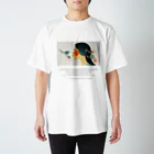 鳥救うSUZURIの『こんなところにオレンジ』【寄付付き商品】 Regular Fit T-Shirt