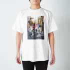 にゃんたまチャンネルの温泉と石畳とチニくん Regular Fit T-Shirt