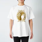 中華呪術堂（チャイナマジックホール）の【GOLD・表】改☆人民帽猫  Regular Fit T-Shirt