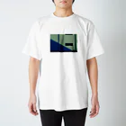 よってらっしゃいみてらっしゃいのno more pain Regular Fit T-Shirt