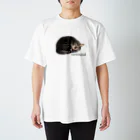 保護猫しじみのねむたい保護猫しじみ Regular Fit T-Shirt