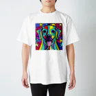 nakagawa-kikakuの奇抜なアート風の可愛い犬のグッズ スタンダードTシャツ