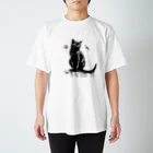 トランクショップの道端に描かれていそうな猫 Regular Fit T-Shirt