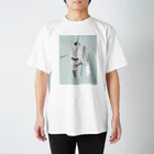 keeeeeep smilingのバレエ男子とバレエ猫 Regular Fit T-Shirt