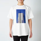 同心円の建造物 Regular Fit T-Shirt