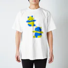 リクシーニョのパンダの体の色が青とか黄色だったら Regular Fit T-Shirt