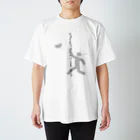 ぼのののちょうちょ追いかける系男子 Regular Fit T-Shirt