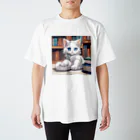 yoiyononakaの図書室の番猫02 Regular Fit T-Shirt