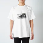 ASOBIBAの道路に1足だけ忘れられたクツ スタンダードTシャツ