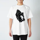 Demon Lord 9 tailsの『PRAYING BLACK HANDS』 Regular Fit T-Shirt