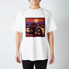 毎日がにゃんとも幸せ マサッチShopのレトロバイクドット　夕日編№４ Regular Fit T-Shirt