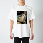 Akahige Photo-goodsのNostalgia cat Regular Fit T-Shirt