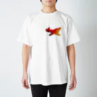 Respect__sのものすごく速く走る赤いなにか Regular Fit T-Shirt